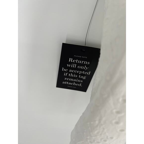 TUCKERNUCK White Eyelet Fontalina Blouse NWT Size Small - Picture 10 of 11